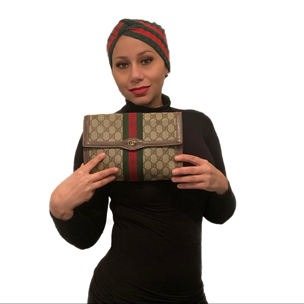 Gucci Supreme GG Monogram Clutch with Web